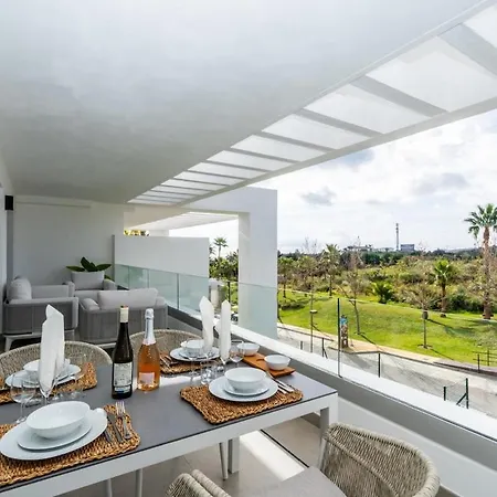 Al4-2115 - - Alcazaba Lagoon *