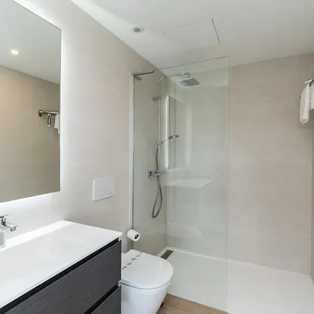 Al4-2115 - - Alcazaba Lagoon * Estepona