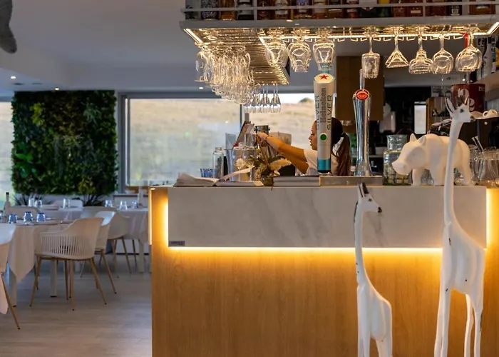 Al4-2115 - - Alcazaba Lagoon Estepona