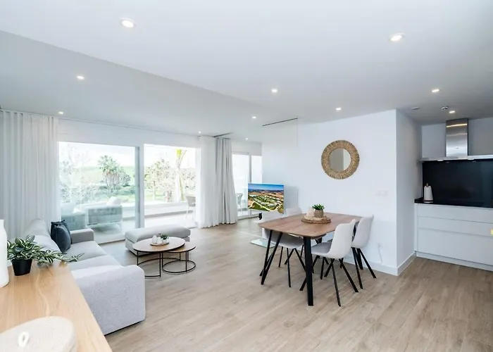 Al4-2115 - - Alcazaba Lagoon Estepona